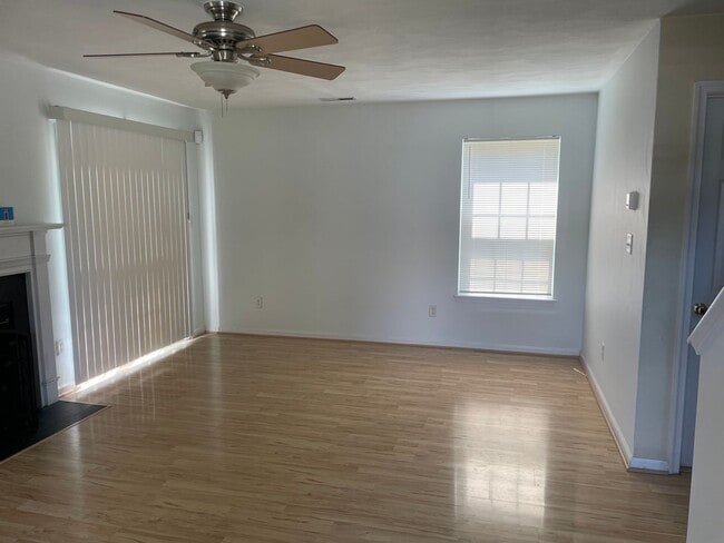 Photo - 4781 Cullen Rd