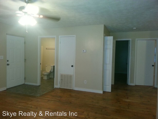 Photo - 3412 Hazelwood Ln