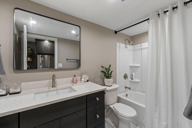 Photo - 20 NE 2nd St