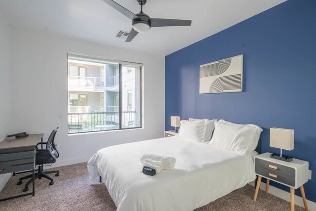 Photo - 810 W 1st St Unit ID1263097P
