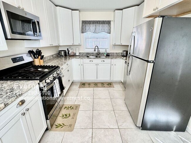 Photo - 2542 S Pittsburg Ave