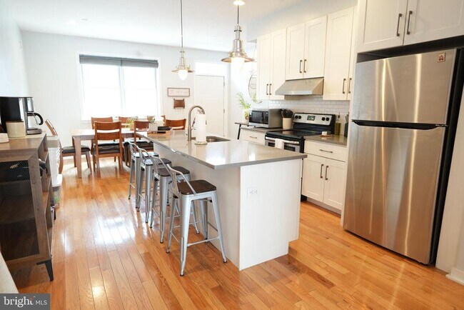 Photo - 341 Cantrell St