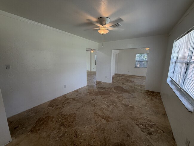 Photo - 3 Bed/3 Bath