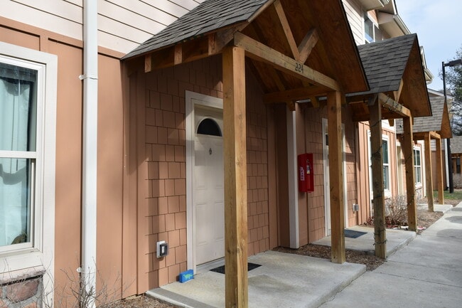 Photo - Highland Woods III