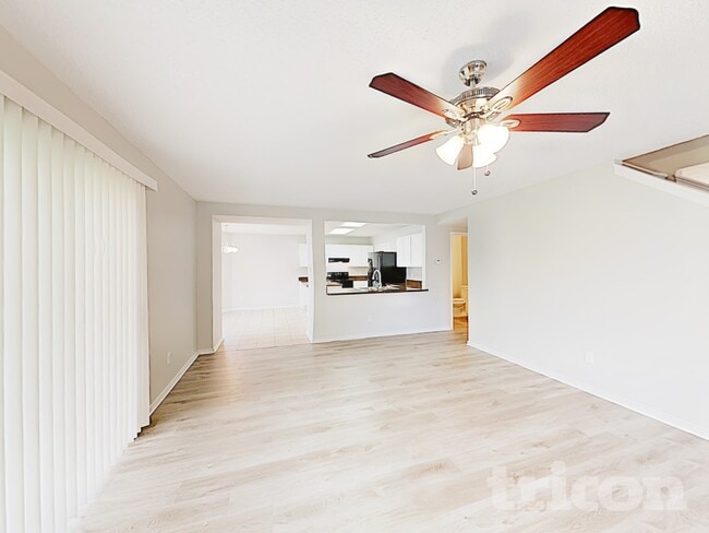 Photo - 541 Gibson St