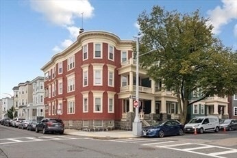 Building Photo - 181 M St Unit 2