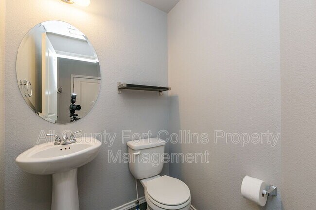 Photo - 538 Winnipeg Ct