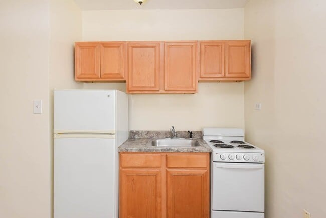 Photo - 4521 N Malden St Unit 504