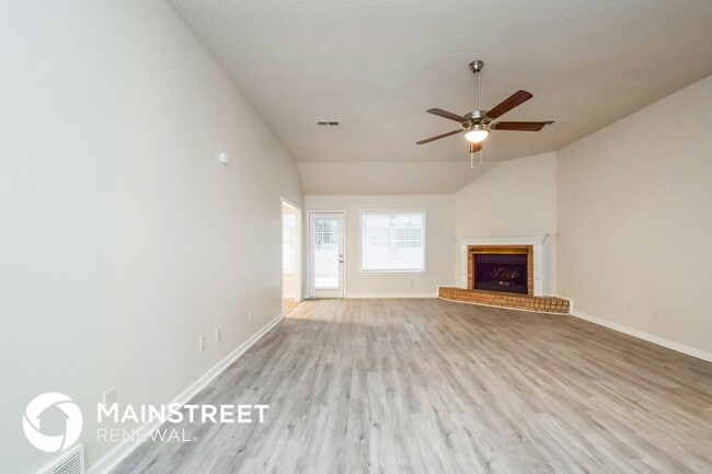 Photo - 4927 Bradfield Run