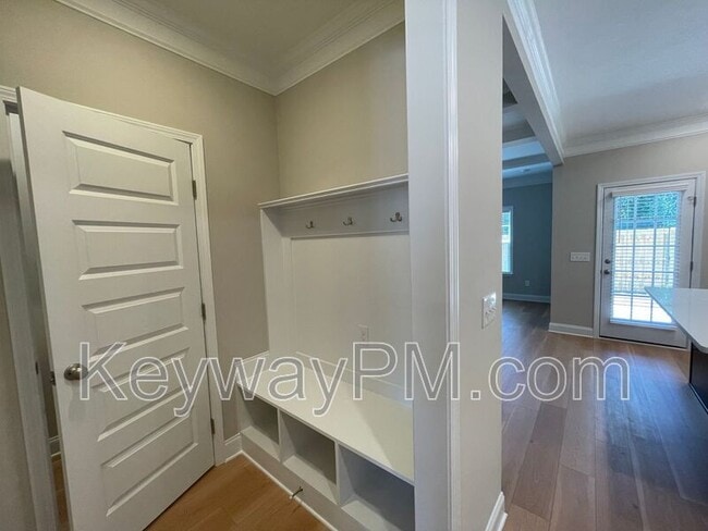 Photo - 3099 Venetian Dr