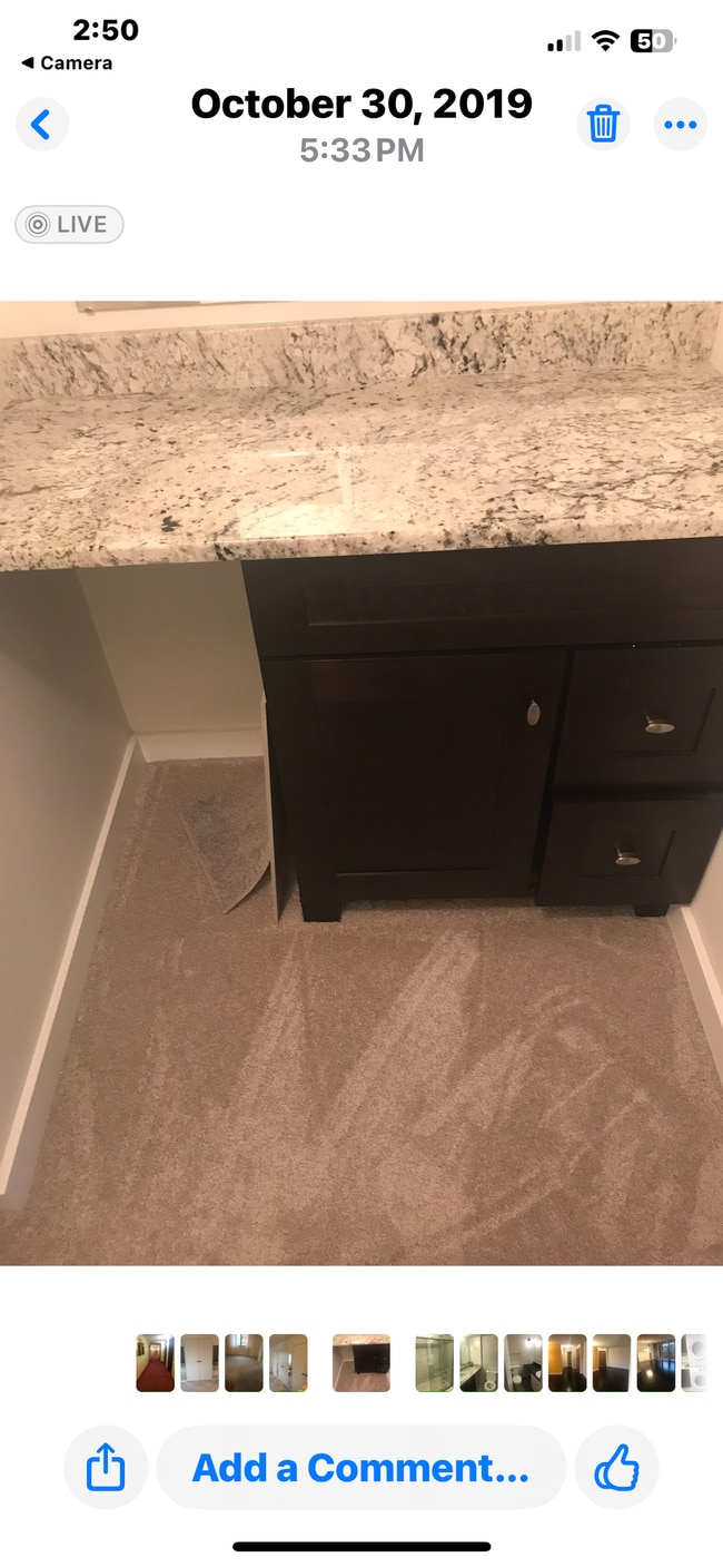 Building Photo - 250 S Reynolds St Unit 406