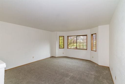 Photo - Maple Leaf 2-story 3 bed/2.5 bath with deck and garage available now for $3795!