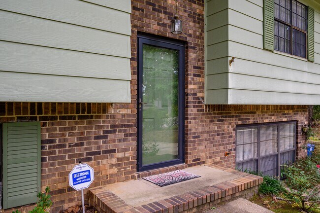 Photo - 3377 Cedarbrook Cir