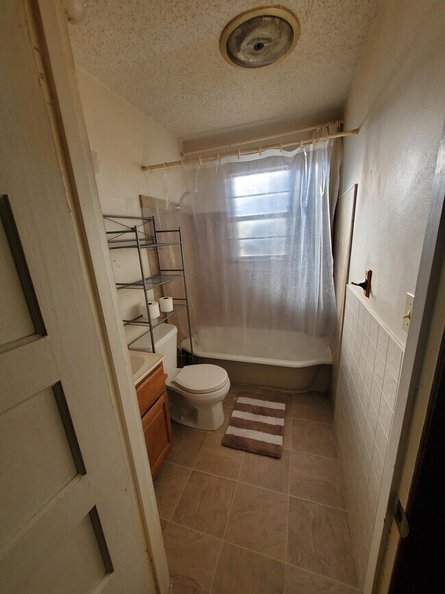 103 Estireno St