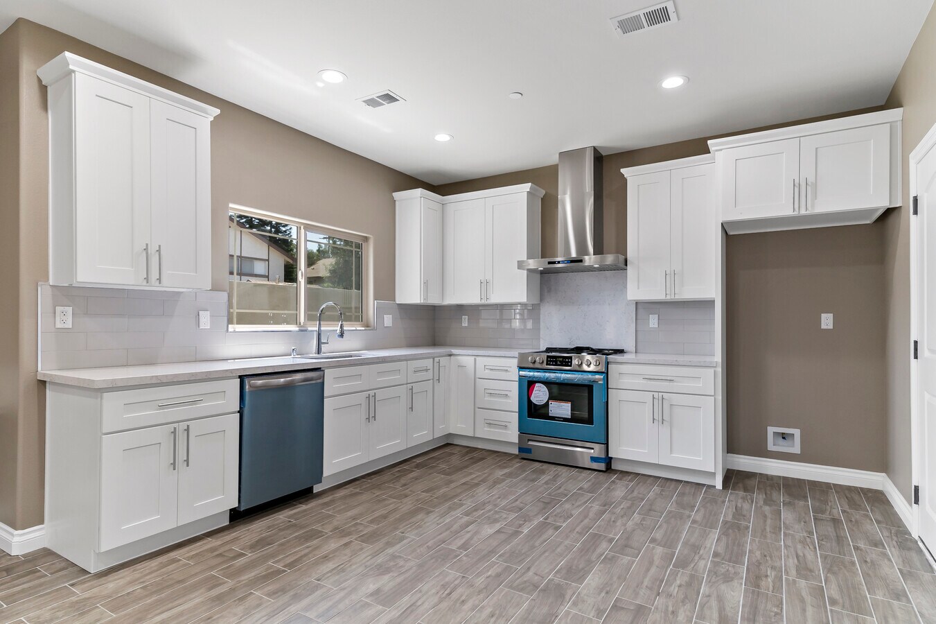 Edwards Villas Townhomes - Edwards Villas Townhomes