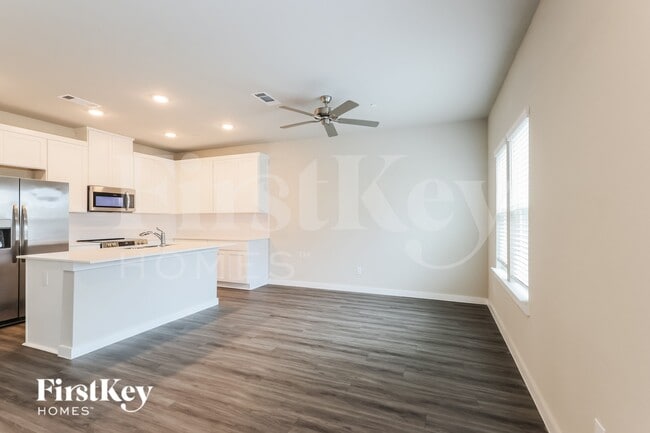 Photo - 18334 W Centro Cir