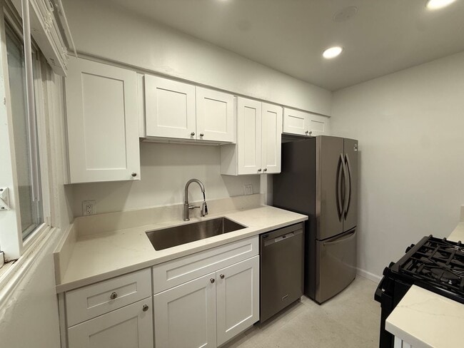 Photo - Charming 2BR/1BA home available in La Mesa with Large backyard!