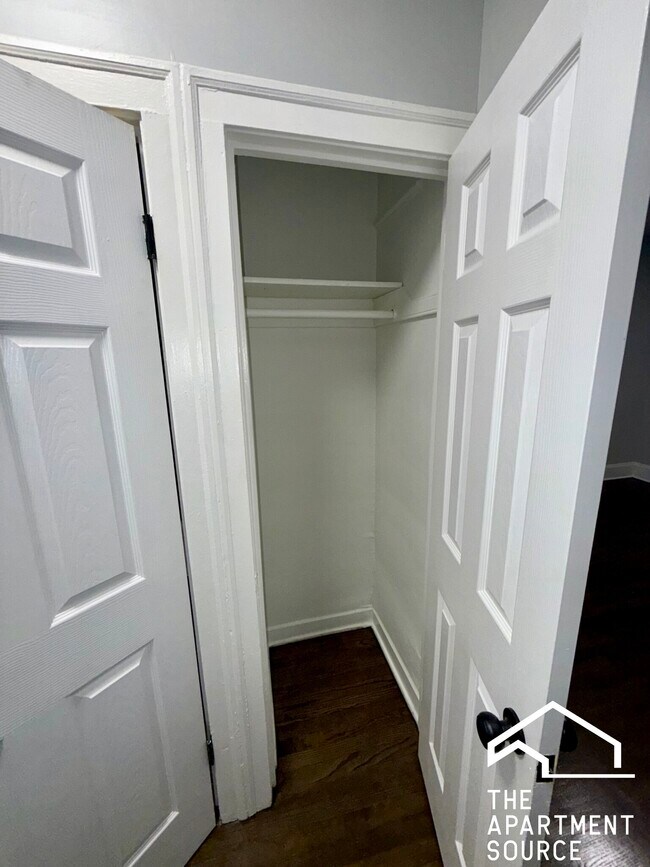 Photo - 5244.5 S Drexel Ave Unit 3N