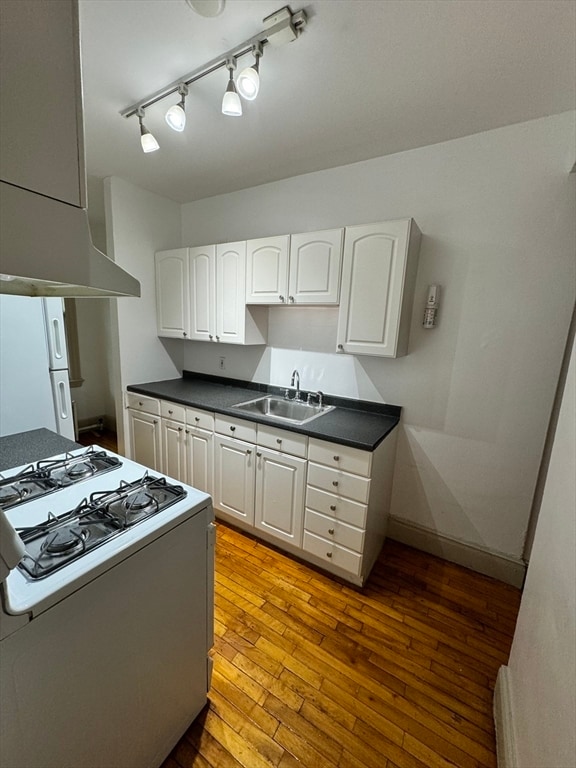 Photo - 24 Sidlaw Rd Unit 8