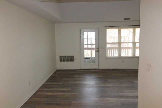 Photo - 1411 Heatherwood Ln Unit 15