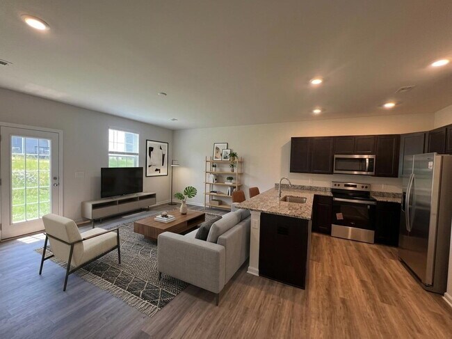 124 Rae Ct