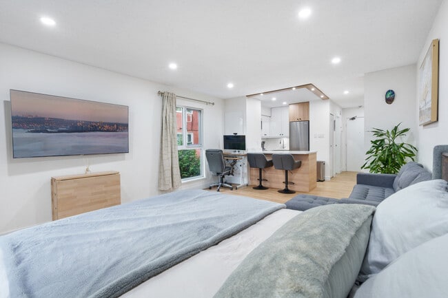 Photo - 1545 E 2nd Ave Unit ID1351279P