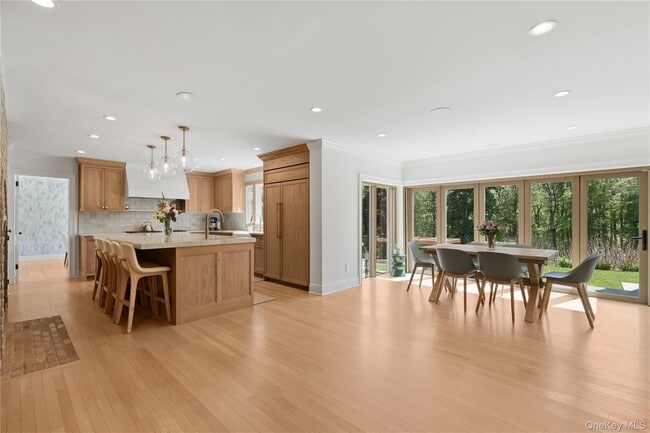 Photo - 90 Springhurst Rd