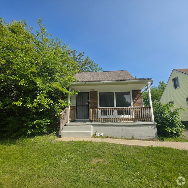 Building Photo - Single Family Home 3 beds 1 bath Available...