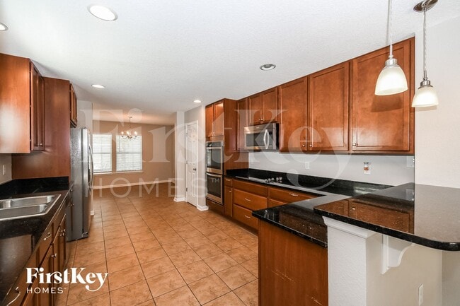 Photo - 342 Auburn Oaks Rd E