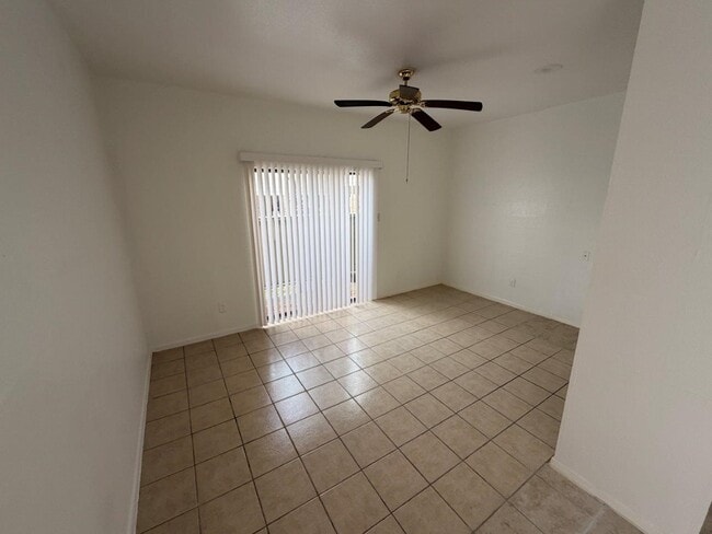 Photo - 7901 Cambridge St Unidad 25