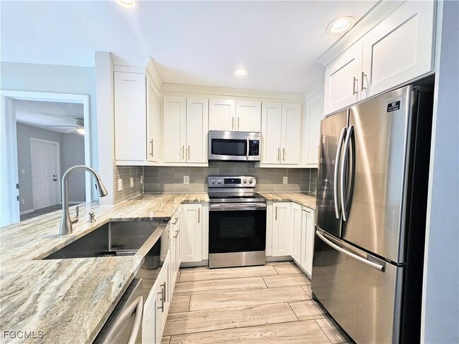 Photo - 523 SE 24th Ave