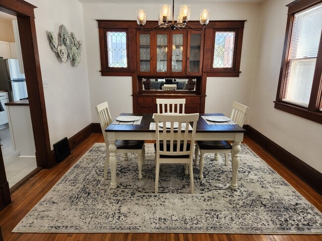 Dining Room - 1404 Grove St