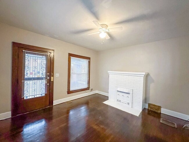 Photo - 838-838 N Oxford St Unit 838 N Oxford St