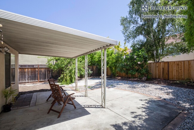 4618 Salina Dr