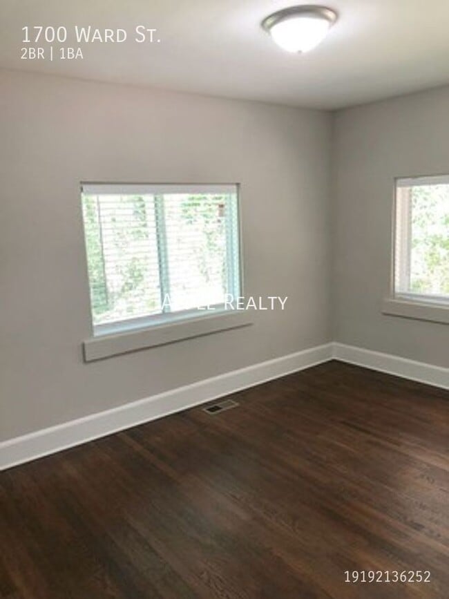 Photo - 1700 Ward St