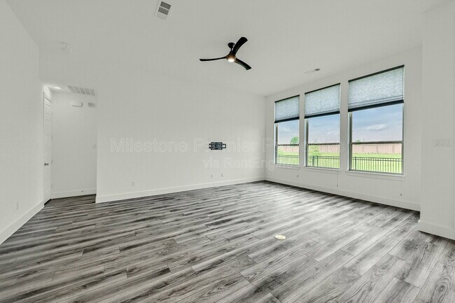 Photo - 3621 Brinkley Dr