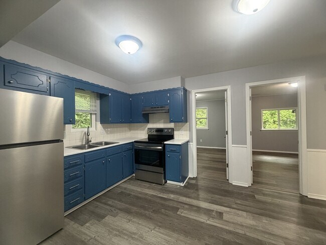 Photo - 902 E Frederick St