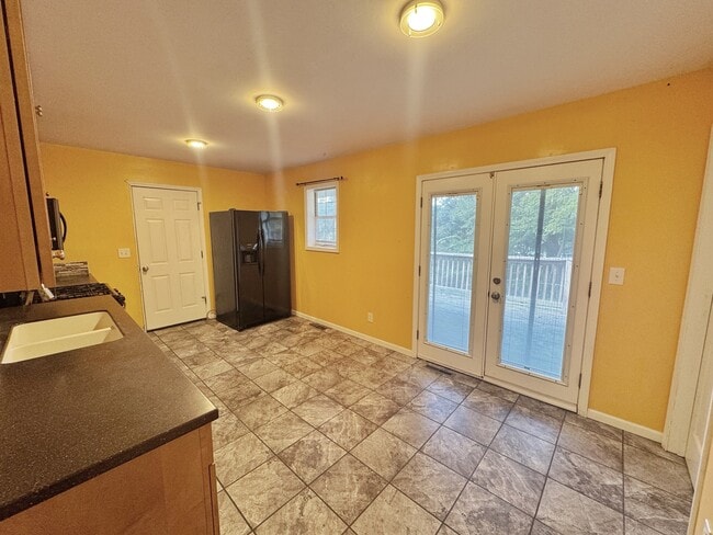 Photo - 125 SE 240th Rd