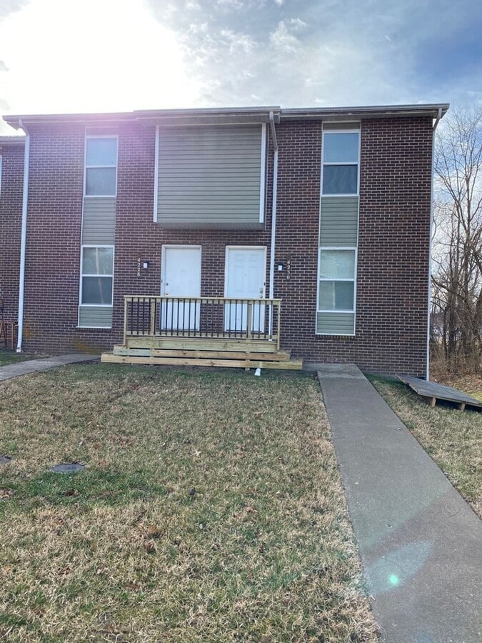 Three Level Condo - Three Level Condo