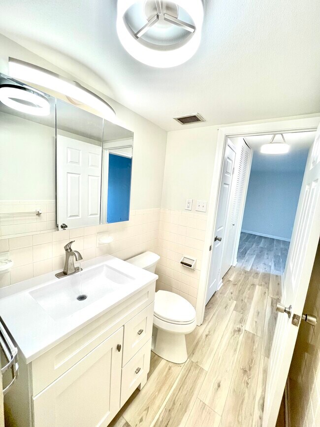 Photo - 1320 Berlin Tpke Unit Parkridge Condo Assoc.