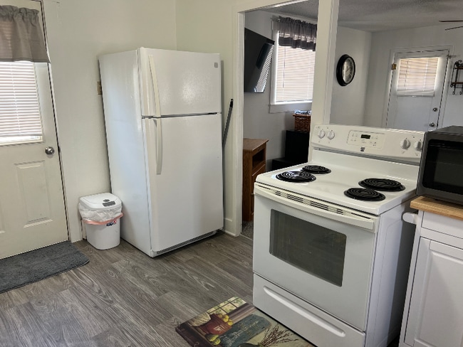 Photo - 506 S 5th Ave