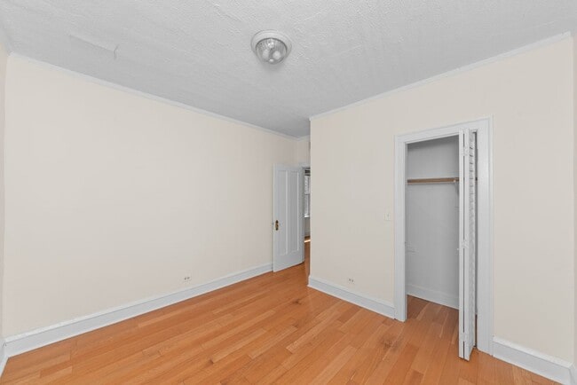 Photo - 3533 W Fullerton Ave