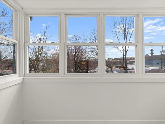 Photo - 99 Russell St Unit 1