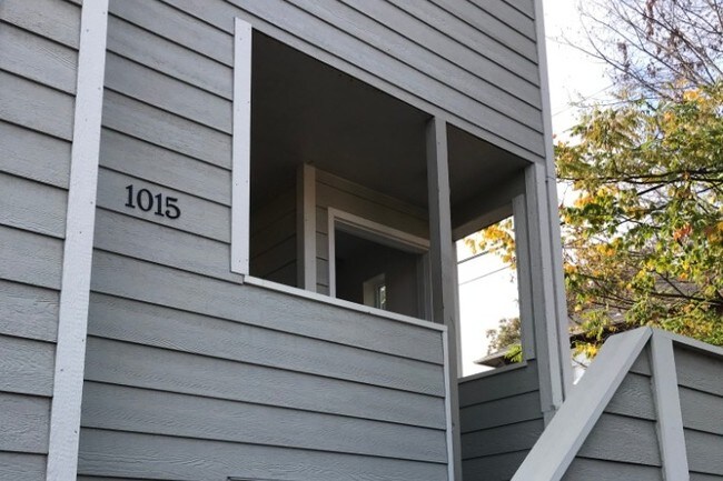 Photo - 1015 E Jefferson St Unit A