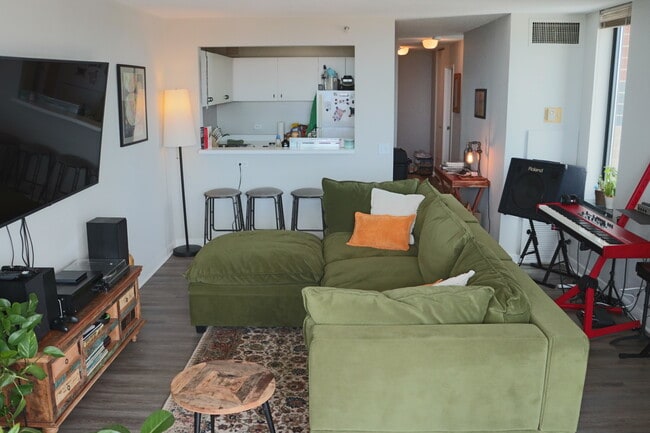 Photo - 3660 N Lake Shore Dr