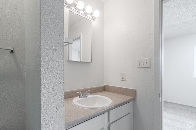 2BR, 2.5BA - 1219SF