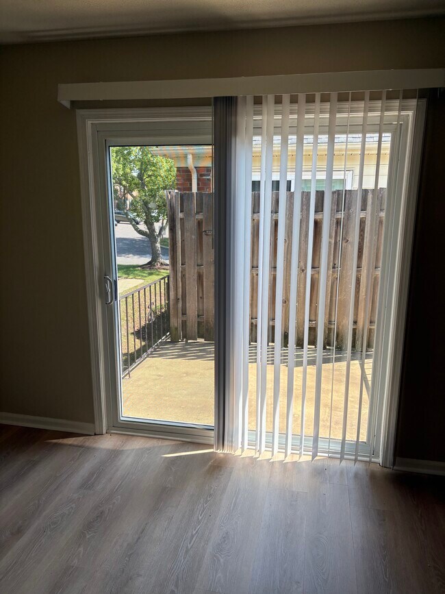 Sliding door to balcony - 180 Oberlin Ter Unidad 180 Oberlin Terrace