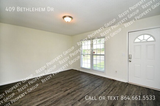 Photo - 409 Bethlehem Dr