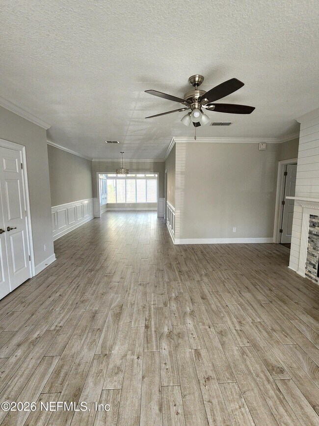 Photo - 403 Branch Wood Ln