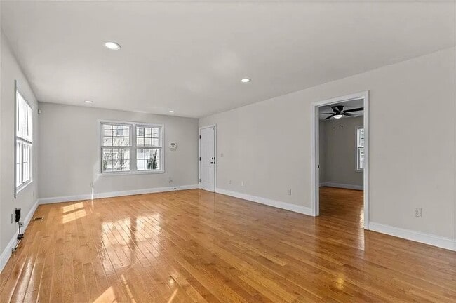 Photo - 23 Vaughan St Unit 1